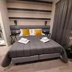 Maritza S House In Rome